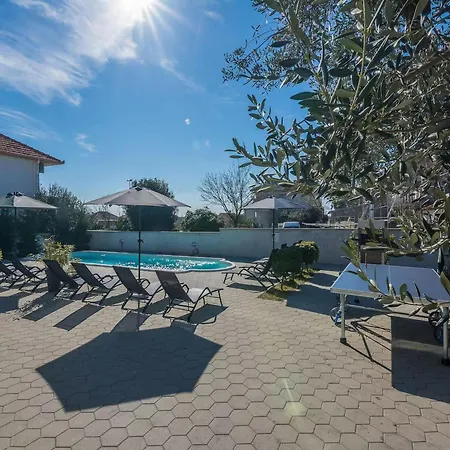 Nyaraló Coastal Couple Retreat In