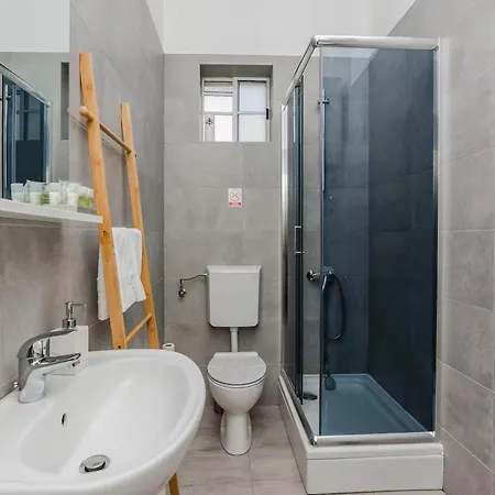 Nyaraló Coastal Couple Retreat In
