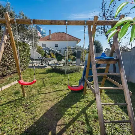 Nyaraló Coastal Couple Retreat In